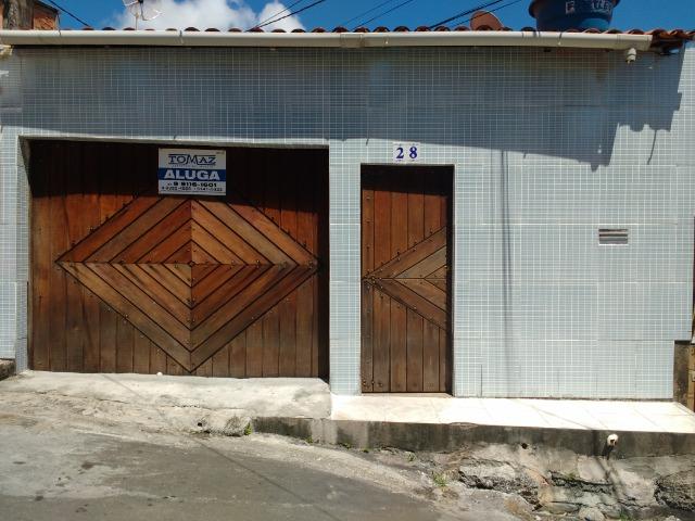 Alugamos Casa térrea com garagem em Pernambués, próx. Posto Shell