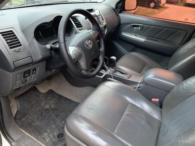 Toyota Hilux - Foto 6