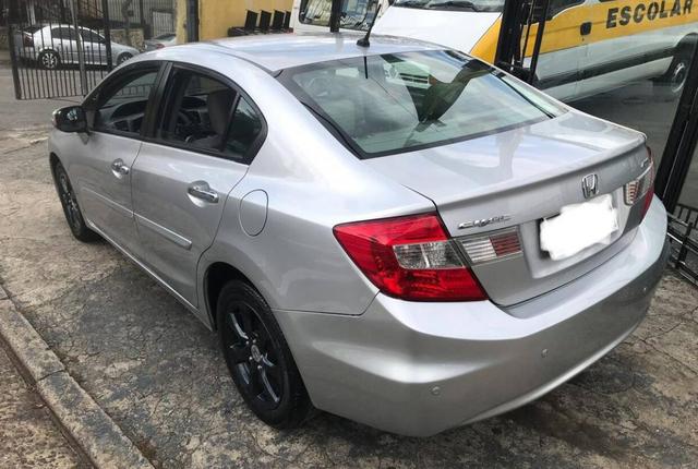 Honda Civic 1.8 Flex Aut. 4p - Foto 2
