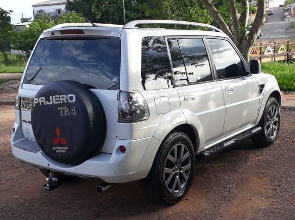 Mistsubishi pajero tr4 2.0 4x2 16v 140cv flex 4p - Foto 4