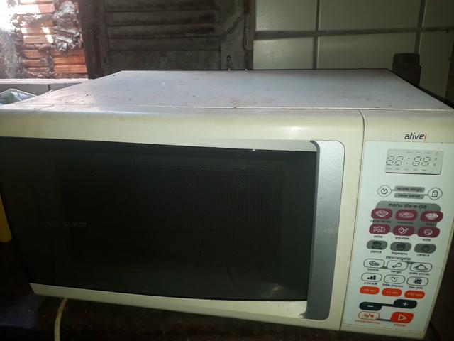 Microondas 160,00 valor negociável - Foto 2