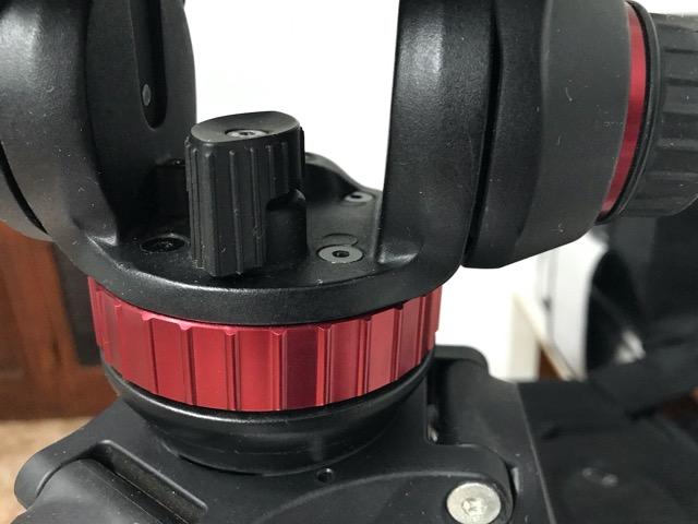 Tripé e cabeça hidráulica Manfrotto MVT502AM e MVH502A - Foto 3