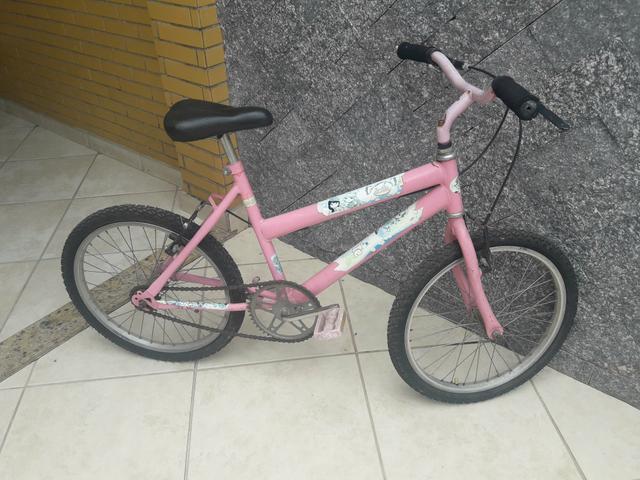 Bicicleta infantil aro 20 - Foto 4