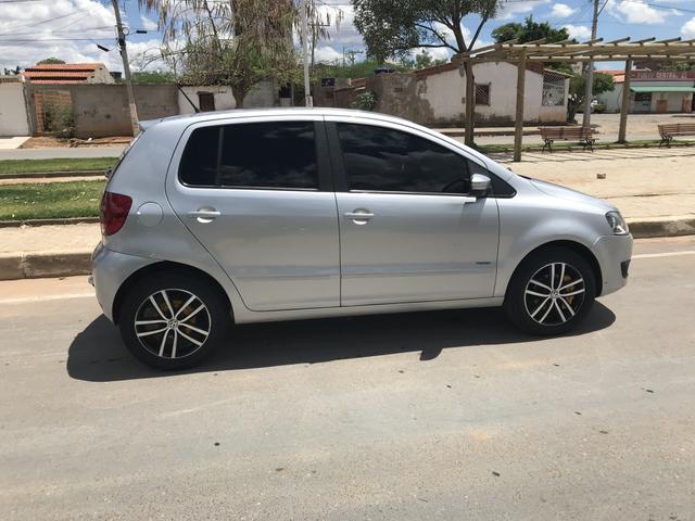 Vendo Fox 1.0 10/11 completão Zap *85 - Foto 4