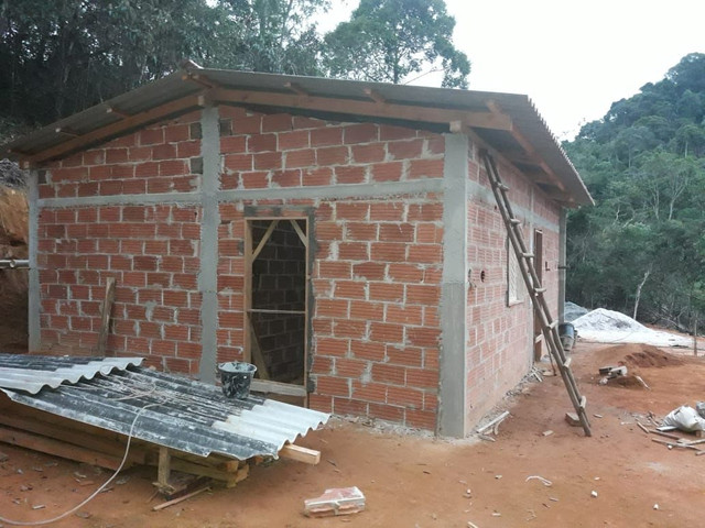 Vende se Chácara em Santa Leopoldina