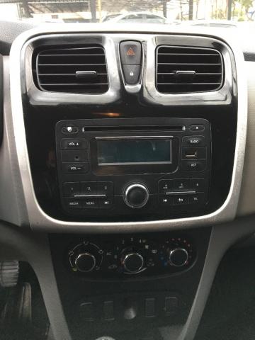 Renault Logan 1.6 Expression Manual 4P - Foto 8