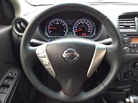 Nissan Versa SV 1.6 2017 automático - Foto 6