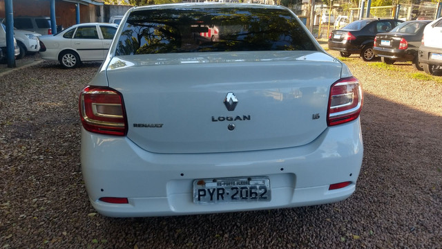Logan Expression 1.6 2017 - Kit Gás - Ótimo Estado - Foto 9