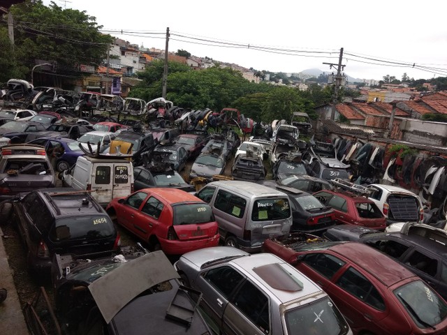 Capo farol para-choque vw  polo ano 2005 pra retirada de peças em geral - Foto 4