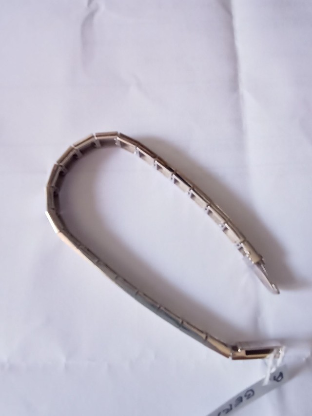 Pulseira em ouro branco modelo retângula coleção Antônio Bernardo 