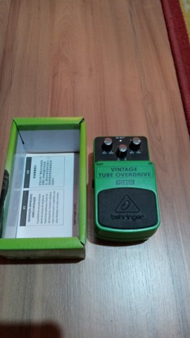 Pedal Behringer TO800