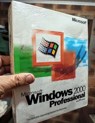 Windows 2000. Caixa lacrada.