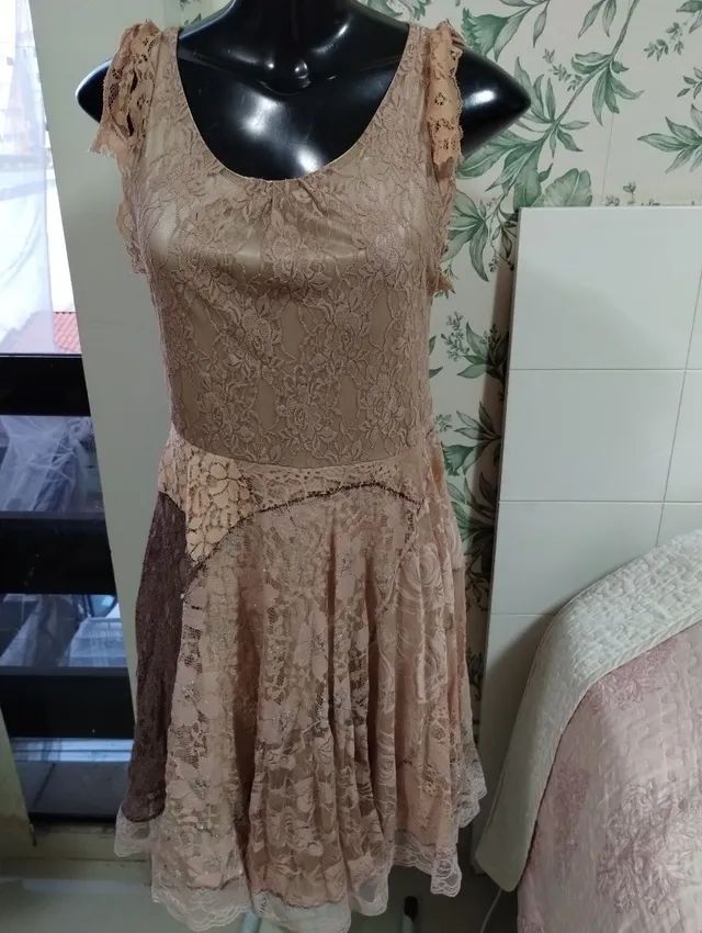 Vestido bege rendado  - Foto 2