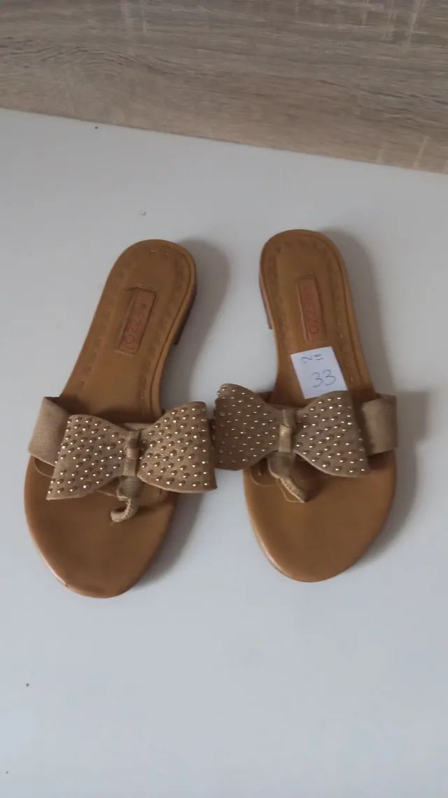 Chinelo couro 33