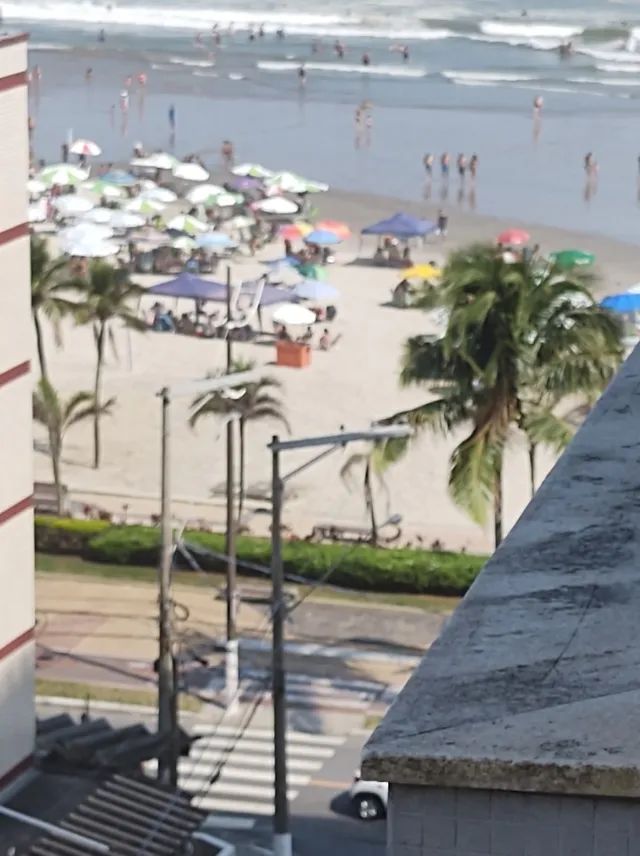 Casas Mobiliados à venda em Jardim Anhanguera, Praia Grande, SP - ZAP  Imóveis