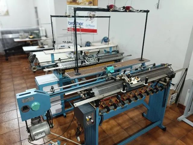 Maquinas de Tricô Industrial Motorizadas  - Foto 3