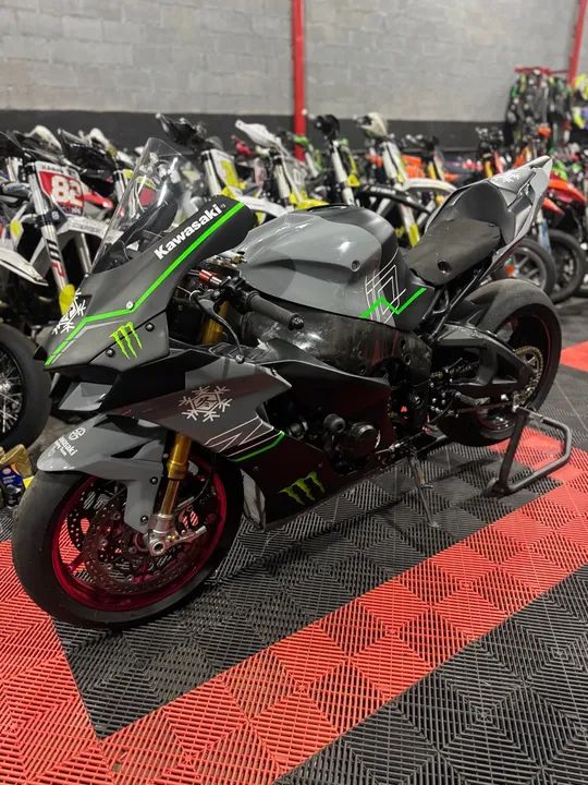 Kawasaki Zx-10r SE 1000cc 2017 - 1286507833 | OLX