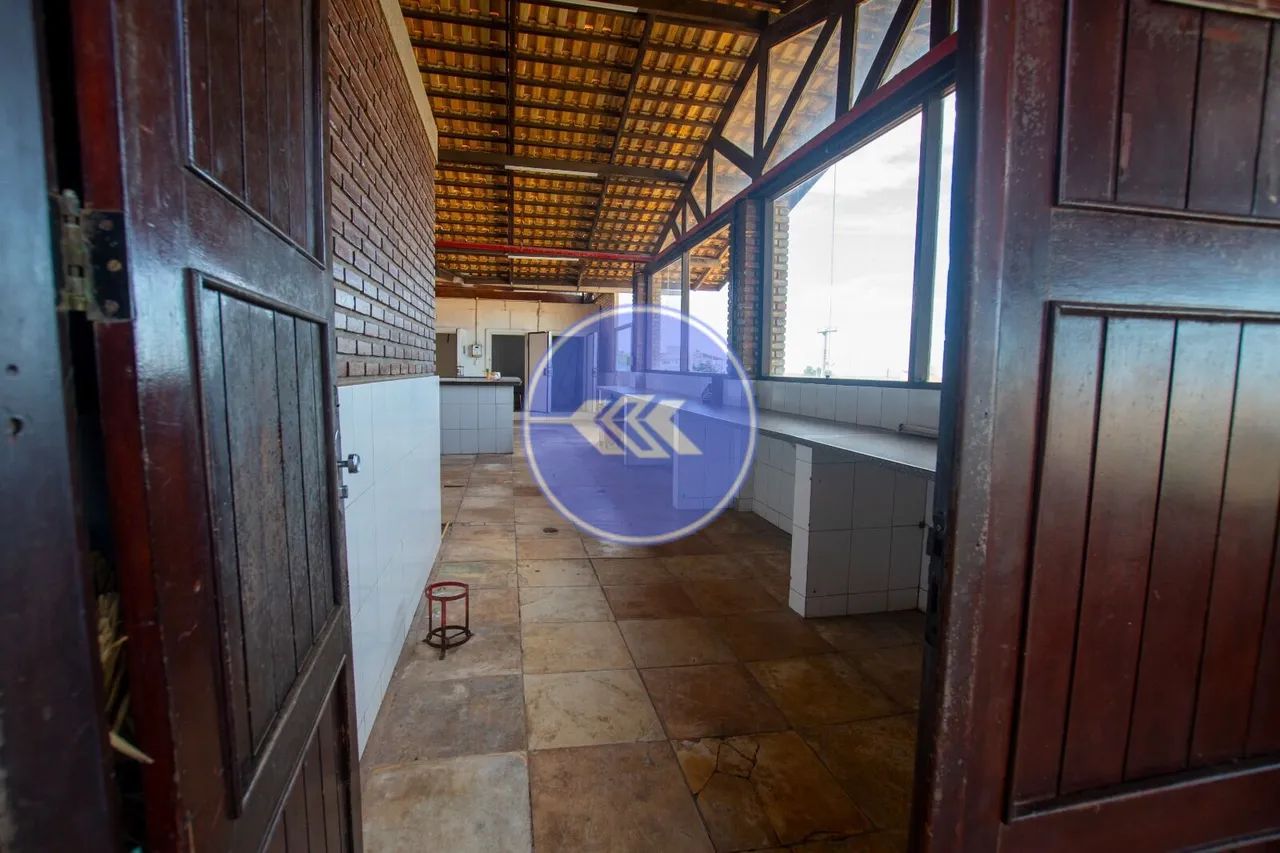 Ponto comercial em avenida principal no Porto das Dunas - Foto 10