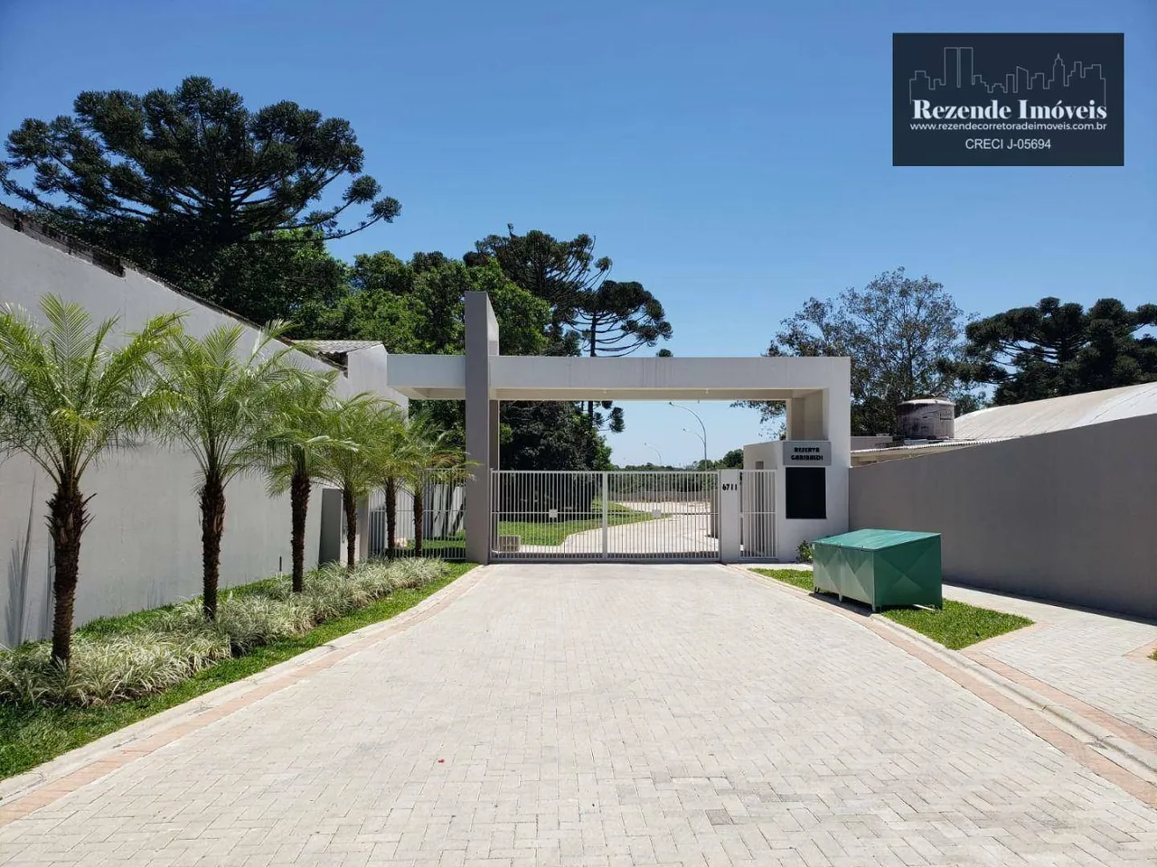 Terreno em Condominio à venda entrada de 115 mil +prestações -Barrerinha - Curitiba/PR