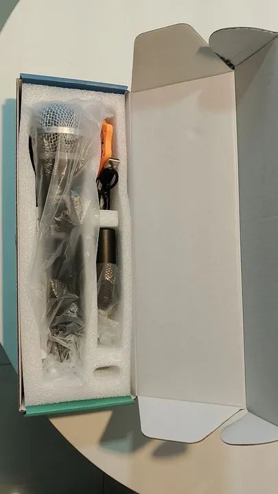 Microfone Sem Fio Onistek MC811 Recarregável - Foto 2