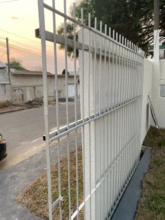 Grade de Janela + Portão Ferro - Foto 4