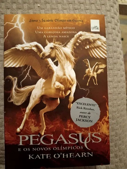 Livro Pegasus e os Novos Olímpicos - Série Olimpo em Guerra