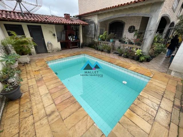 Excelente casa duplex, com 4 quartos, sendo 1 suíte, 245 m², com piscina, churrasqueira e  - Foto 2