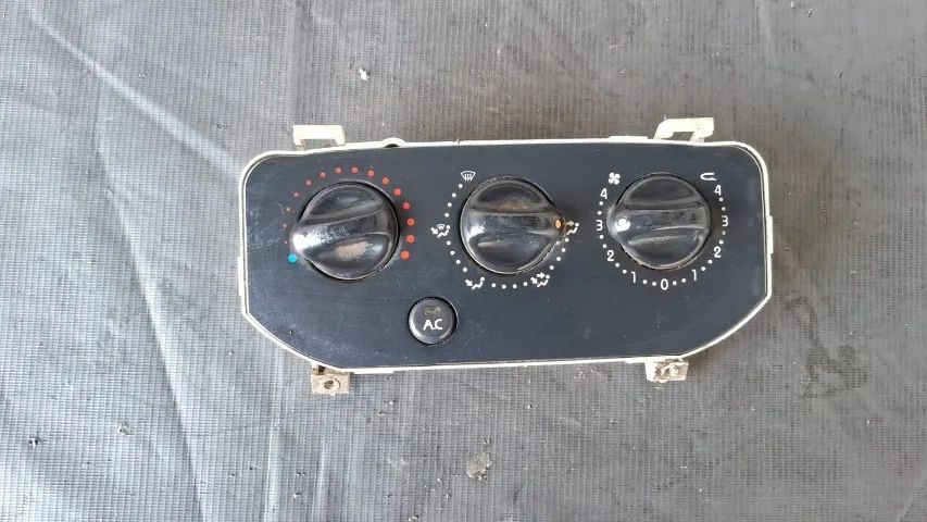 Comando Do Ar Renault Clio 05/06