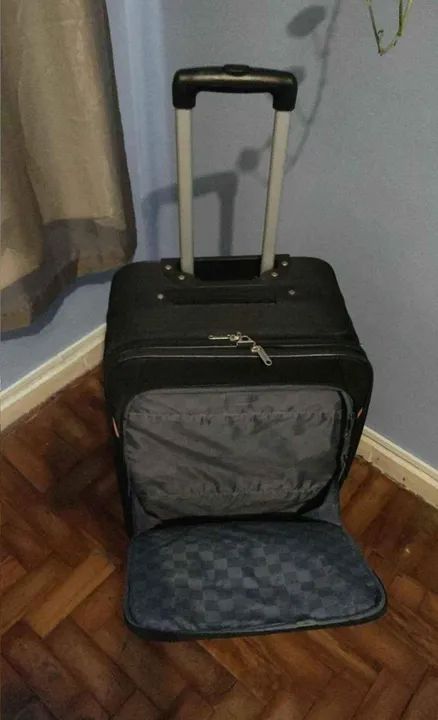 Mala de viagem grande c rodinhas  - Foto 4