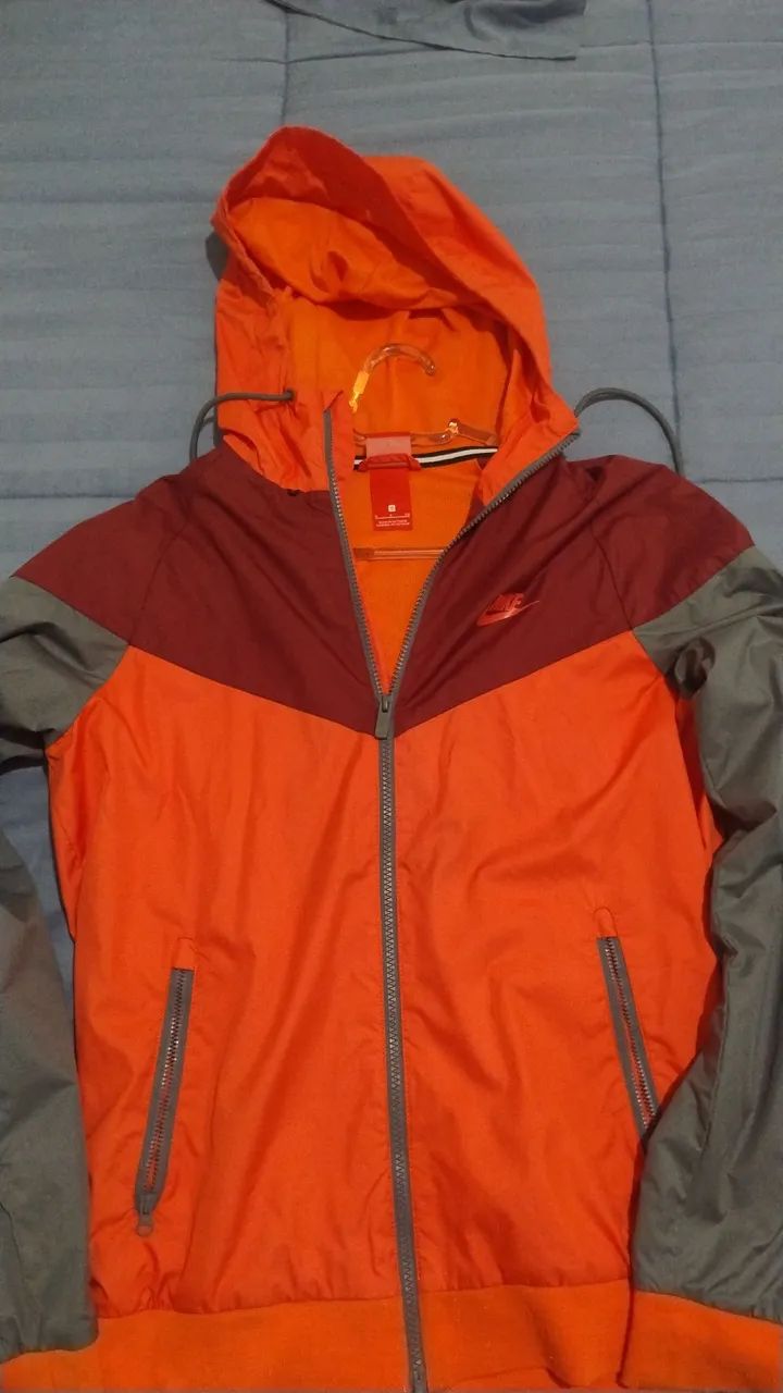 Jaqueta Nike - Tamanho M