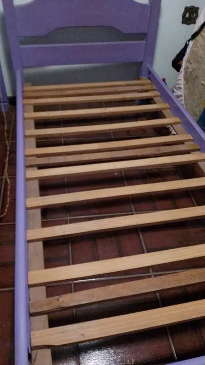 Cama solteiro em madeira  - Foto 5