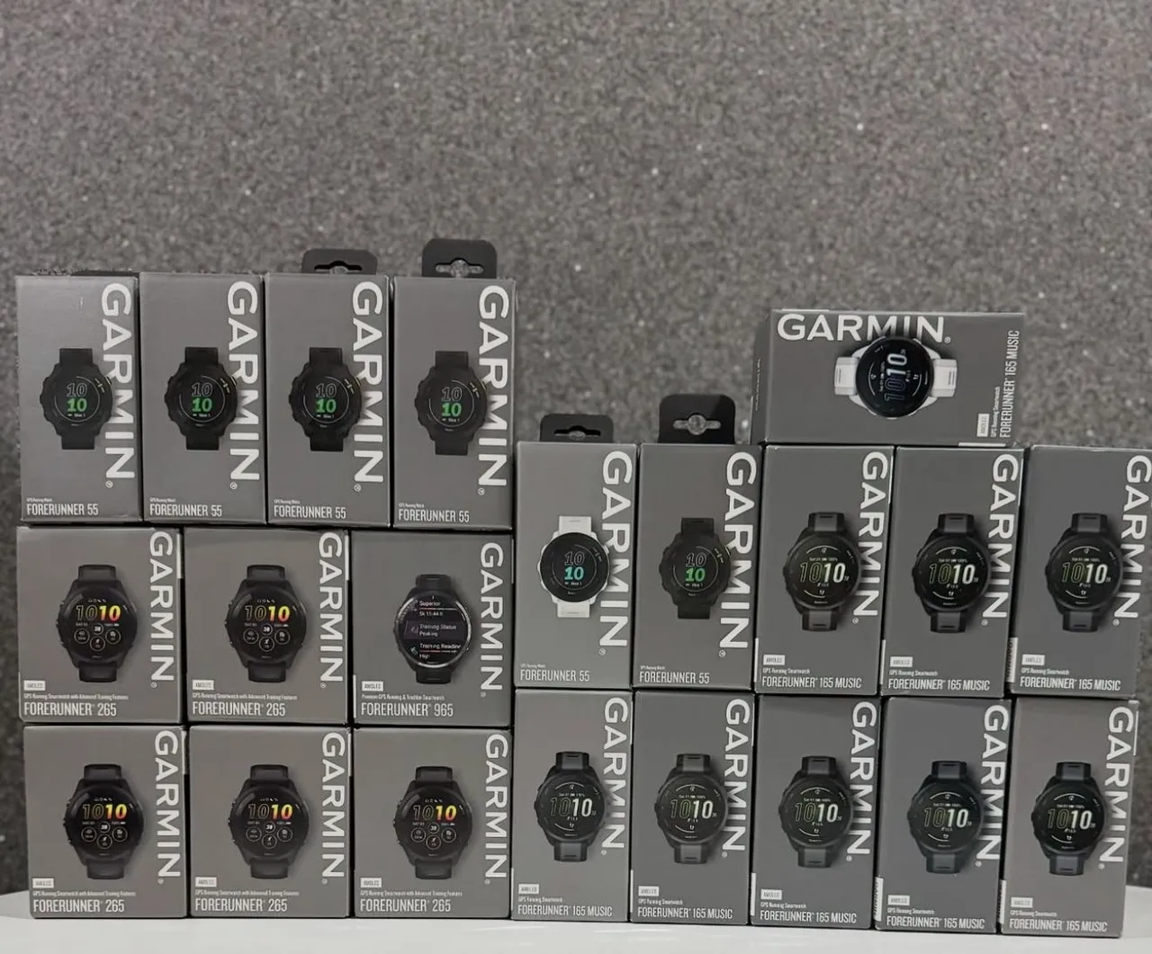 Garmin 165 music Preto e Branco.
