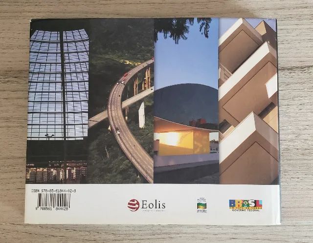 Livro Aço e Concreto Que Parecem Voar - Foto 2