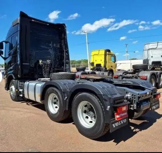 Caminhão Volvo FH Globetrotter 6x4 2023 - Foto 3