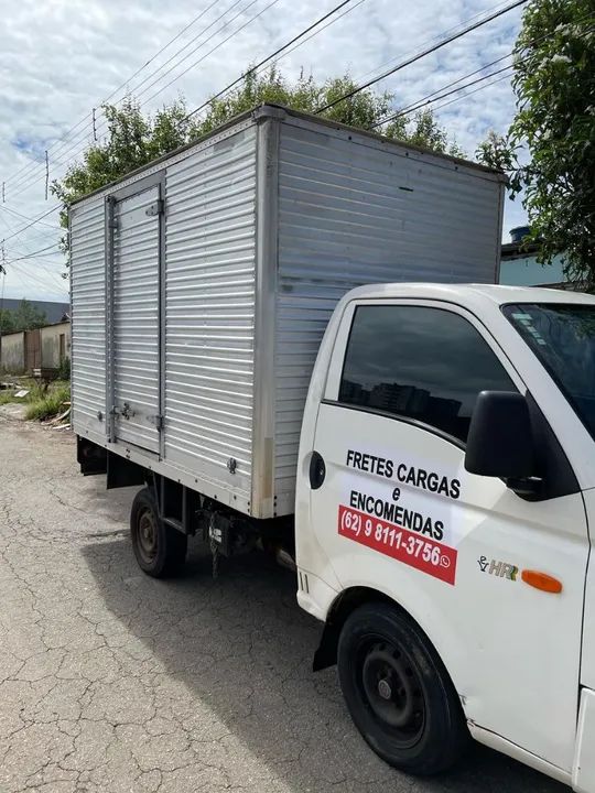 Frete, mudanças,cargas e encomendas.