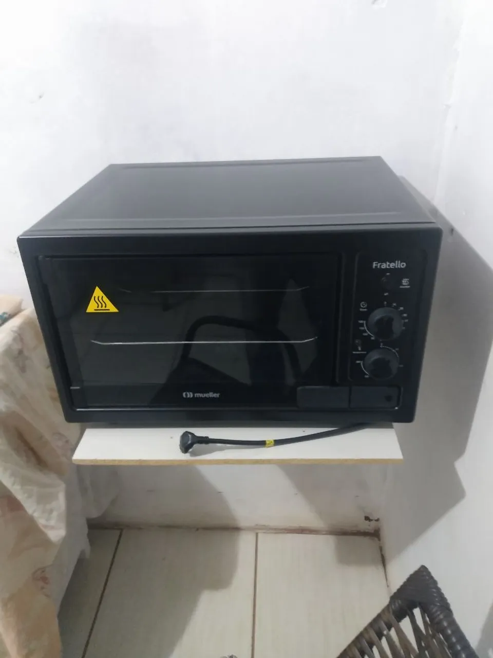 Vendo um formo elétrico
