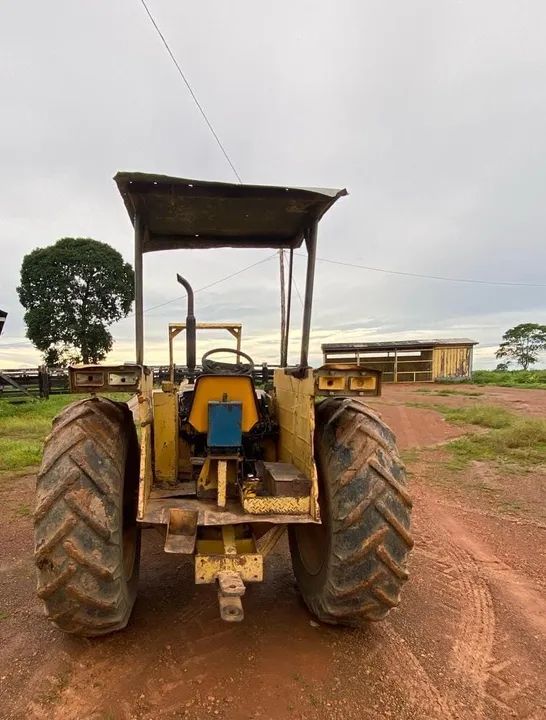 Trator + Lâmina CBT 2105 - Motor Mercedes 252 - Foto 4