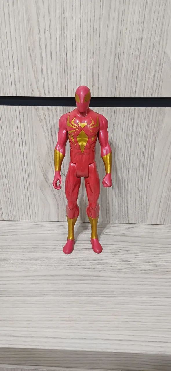 Boneco Homem-Aranha Vermelho e Dourado - Foto 3