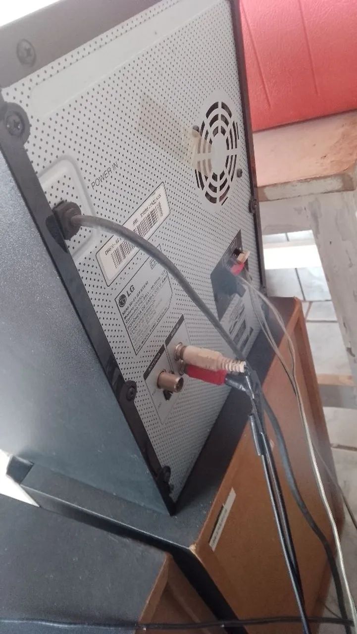 Mini System LG CM4630 - 500W c/ Dual USB, MP3, CD e Rádio - Preto - Foto 3