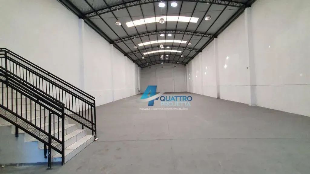 Barracão para locação com 650 m² no Jardim dos Andes - Londrina