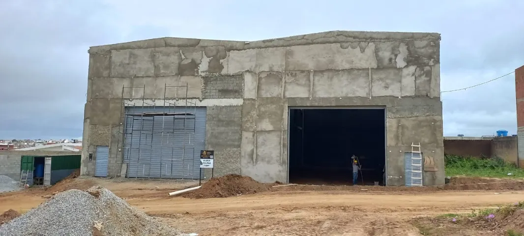 Galpão para alugar na Nova Caruaru com 720m²