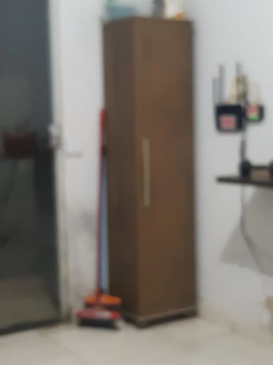 Armário de madeira doação 