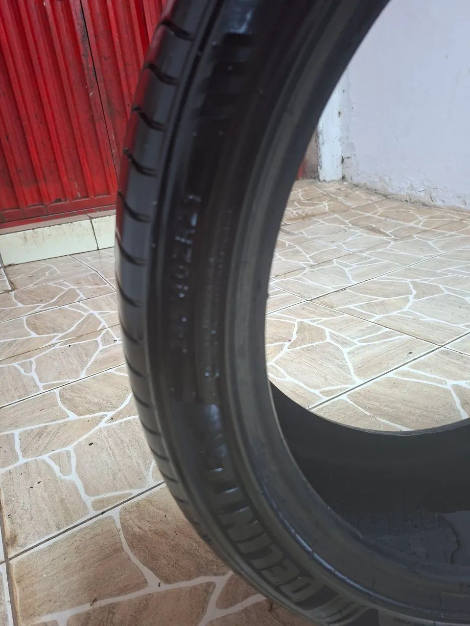 Pneu 245/40ZR21 Delinte  - Foto 5