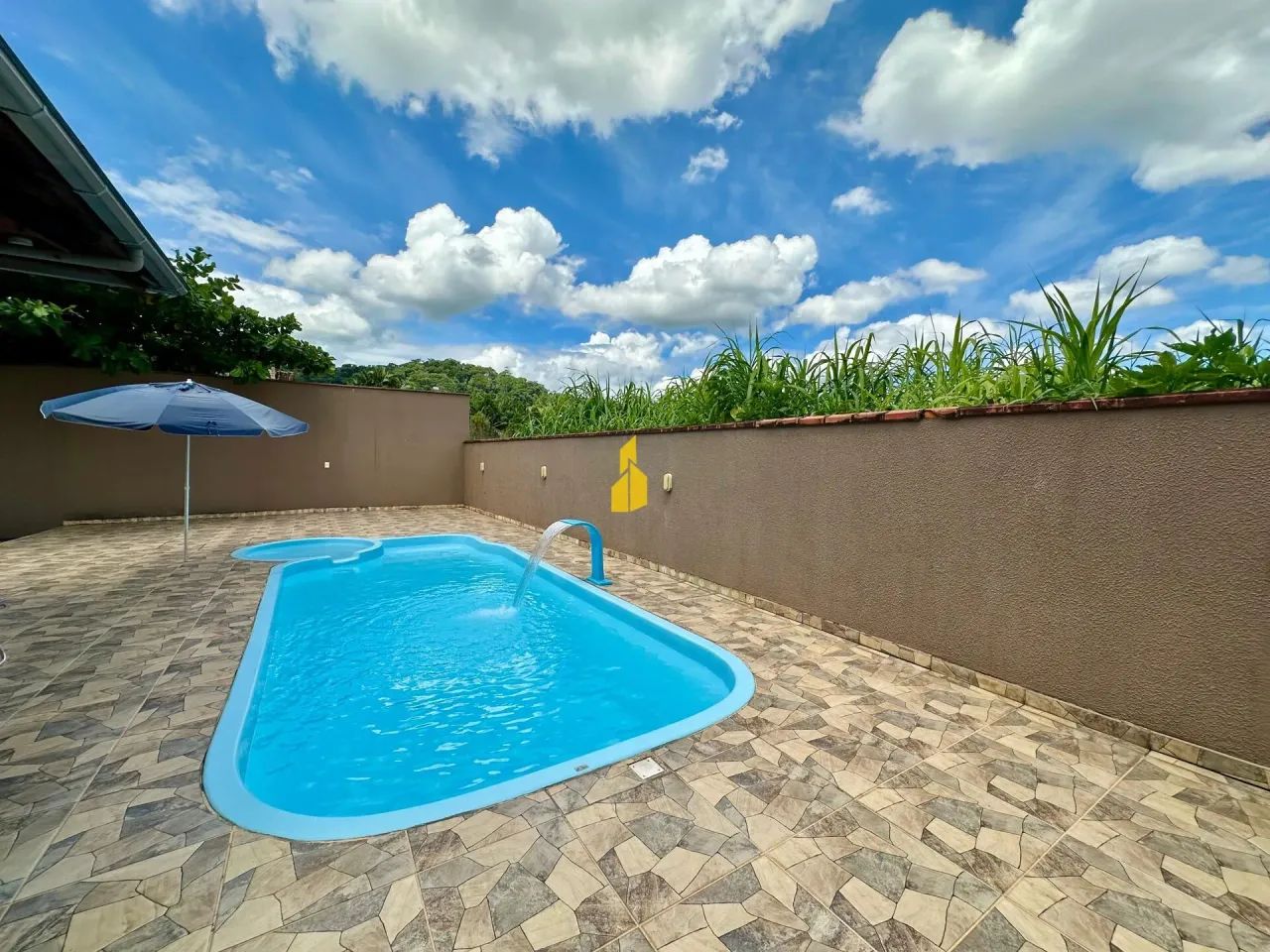 Casa com piscina no Bairro das Nações - Foto 3