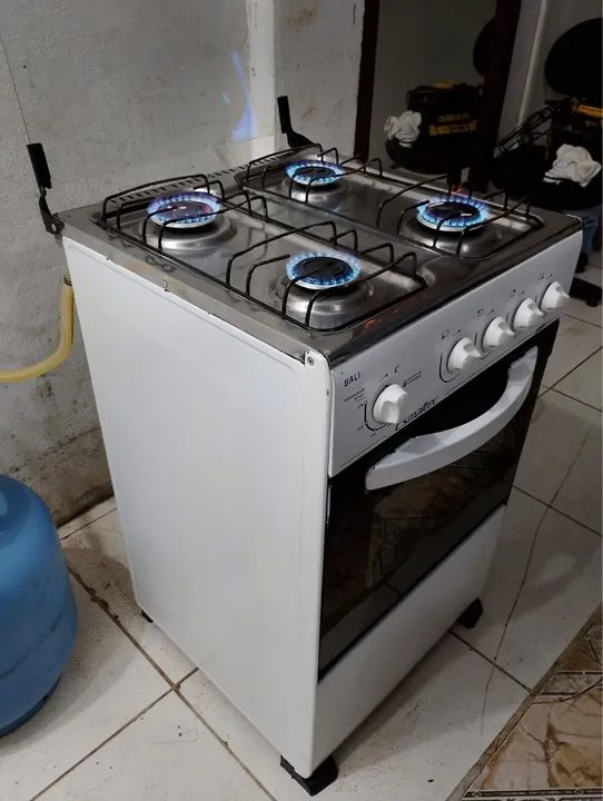 FOGÃO SUPER CONSERVADO - ENTREGO  - Foto 2