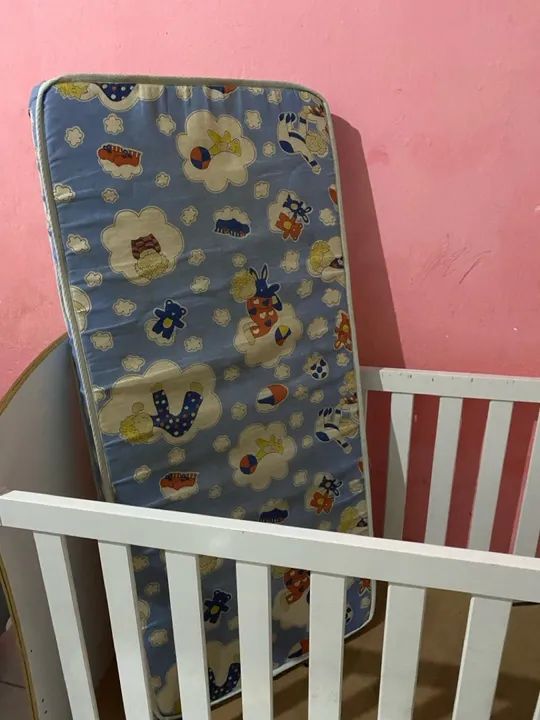 Berço de madeira branco - Foto 2