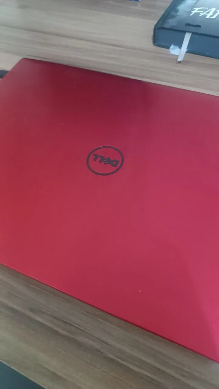 Notebook Dell em estado bom
