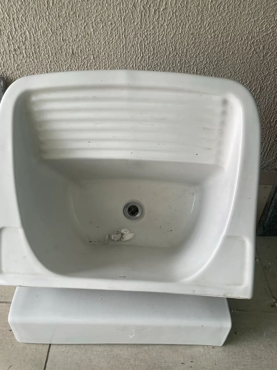 Tanque de louça deca64961548287745120