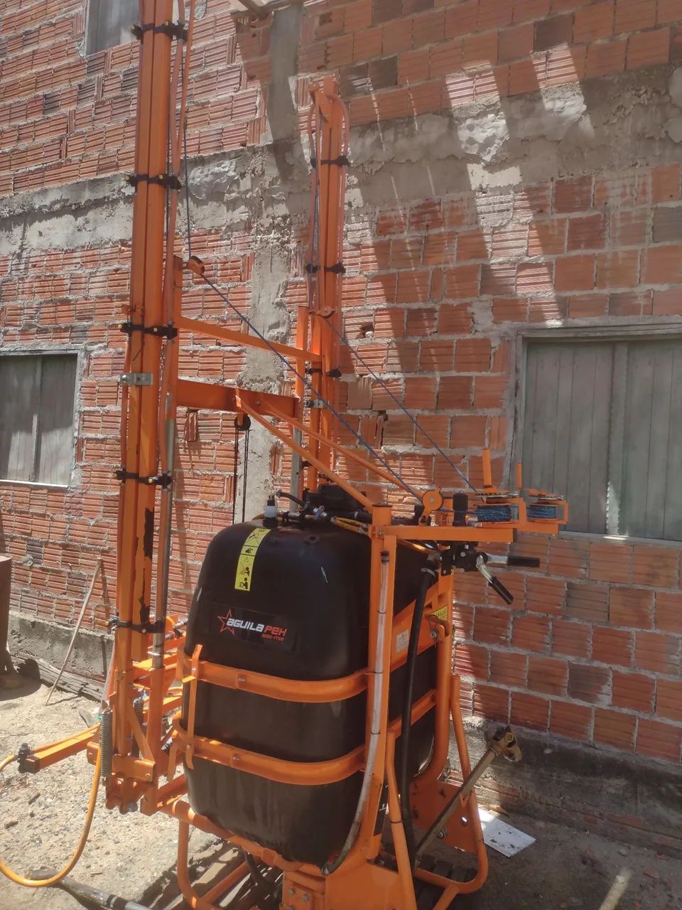 Pulverizador  600 l - Foto 2