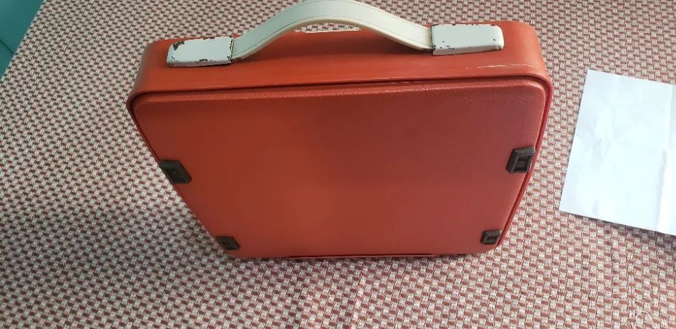 Antiga Maquina Escrever Portátil Hermes Baby - Foto 6